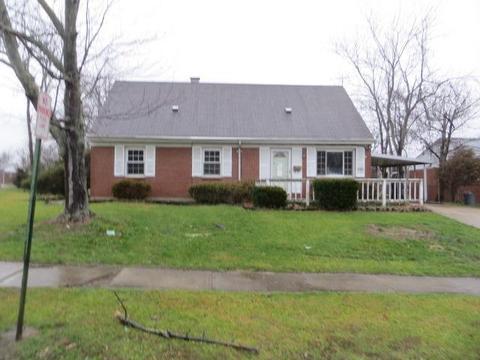 1926 Bluehill Dr, Cincinnati, OH 45240 photo 1