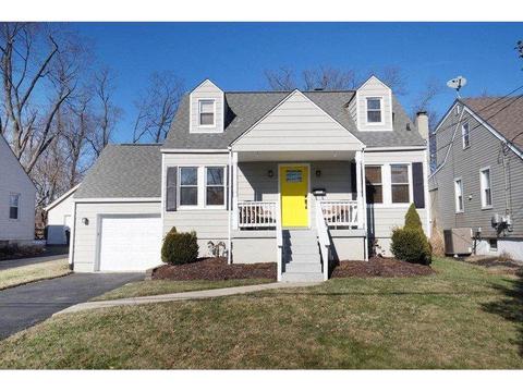 4824 Laurel Ave, Blue Ash, OH 45242 photo 1