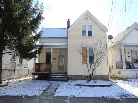 205 Walnut St, Reading, OH 45215 photo 1