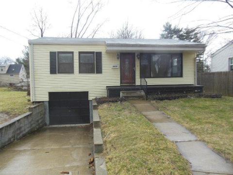 4679 Alpine Ave, Blue Ash, OH 45242 photo 1
