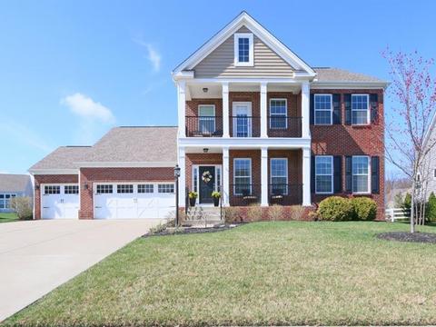 663 Hyacinth Rd, Cincinnati, OH 45245 photo 1