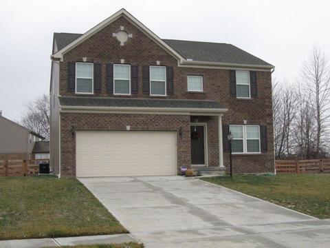 1402 Stone Fox Dr, Batavia, OH 45103 photo 1