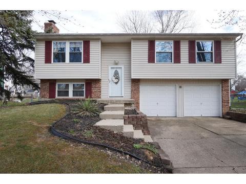 4426 Festive Ct, Cincinnati, OH 45245 photo 1