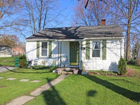 609 Dudley St, Blanchester, OH 45107 photo 1