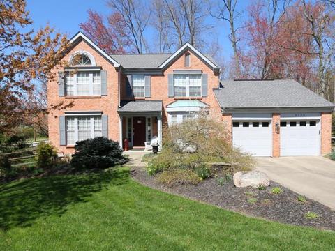 8126 Thicket Ln, Cincinnati, OH 45255 photo 1