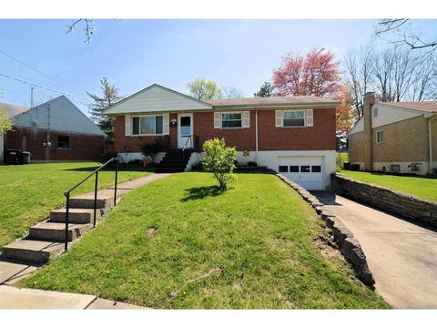 994 Jonquil Ln, Cincinnati, OH 45231 photo 1