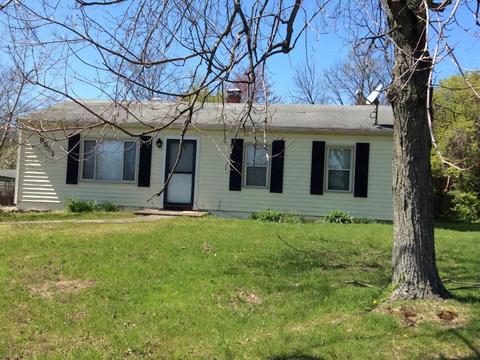 9641 Crestbrook Dr, Cincinnati, OH 45231 photo 1