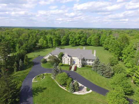 9200 Cunningham Rd, Cincinnati, OH 45243 photo 1
