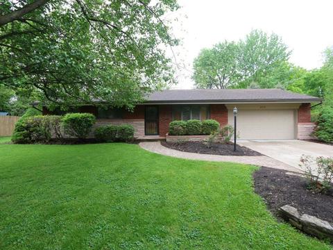 8719 Cavalier Dr, Cincinnati, OH 45231 photo 1