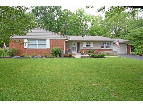 1069 Holz Ave, Anderson Twp, OH 45230 photo 1