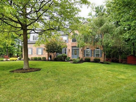 1033 Windsor Ct, Cincinnati, OH 45245 photo 1