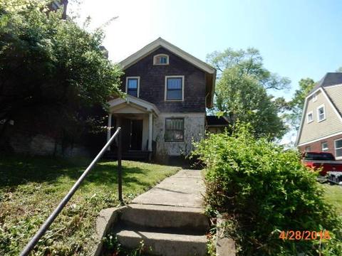 2965 Deckebach Ave, Cincinnati, OH 45220 photo 1