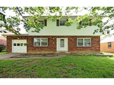 1672 Pinebluff Ln, Cincinnati, OH 45255 photo 1