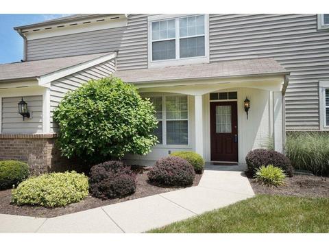 695 Bridle Path, Cincinnati, OH 45231 photo 1