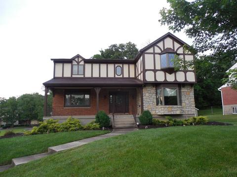 2058 Beechcroft Ct, Cincinnati, OH 45233 photo 1