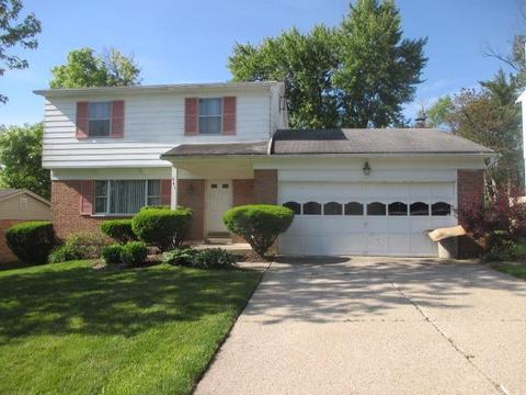 641 Brunner Dr, Forest Park, OH 45240 photo 1