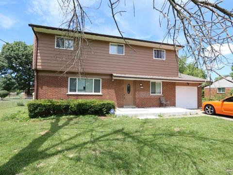 1702 Hudepohl Ln, Cincinnati, OH 45231 photo 1