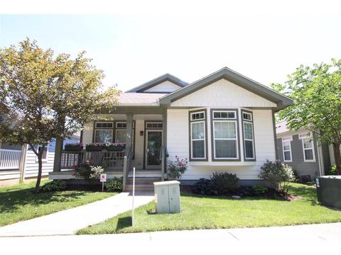 26 Dewitt St, Greenhills, OH 45218 photo 1