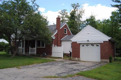 3822 Bennett Rd, Cincinnati, OH 45245 photo 1
