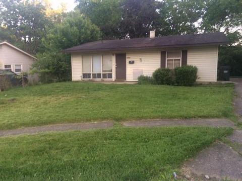 2465 Schon Dr, Cincinnati, OH 45231 photo 1