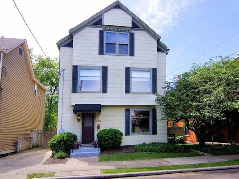 3325 Bishop St, Cincinnati, OH 45220 photo 1