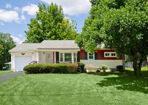 496 Lemaster Dr, Cincinnati, OH 45255 photo 1