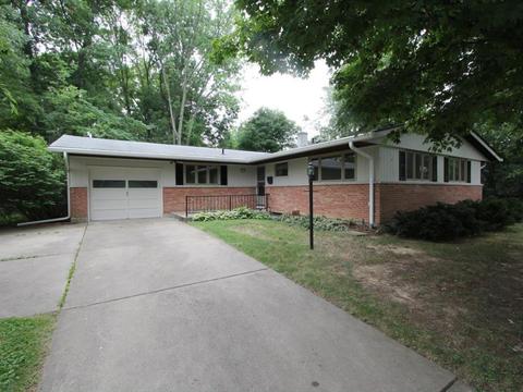 8748 Empire Ct, Cincinnati, OH 45231 photo 1