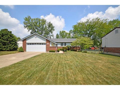 2572 Hazelcrest Ln, Cincinnati, OH 45231 photo 1