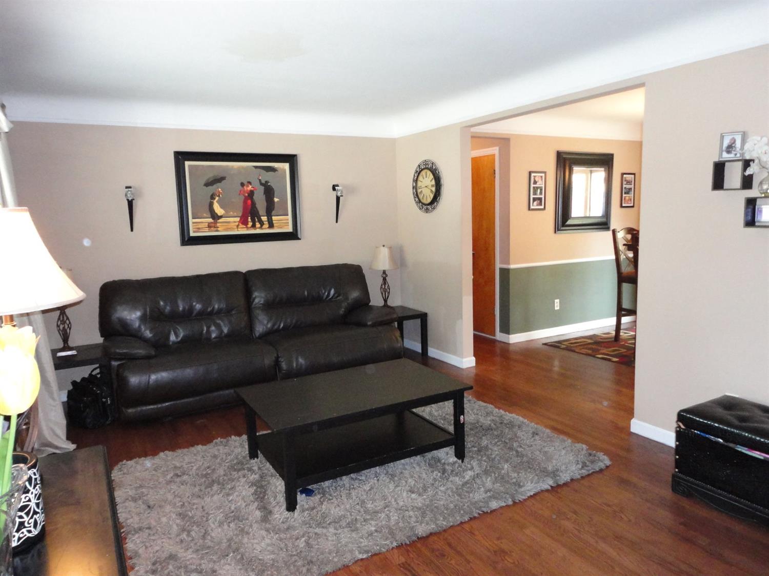 281 Jupiter Dr, Cincinnati, OH 45238 photo 4