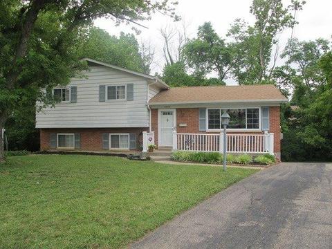 8549 Foxcroft Dr, Cincinnati, OH 45231 photo 1