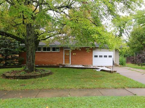 10877 Carnegie Dr, Forest Park, OH 45240 photo 1