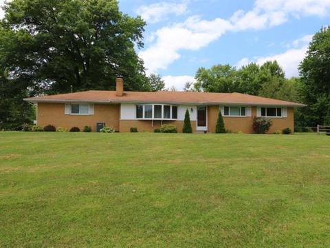 8334 Forest Rd, Cincinnati, OH 45255 photo 1