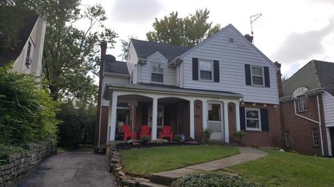 1129 Fenmore Dr, Cincinnati, OH 45237 photo 1
