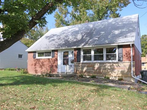 341 Ingram Rd, Greenhills, OH 45218 photo 1