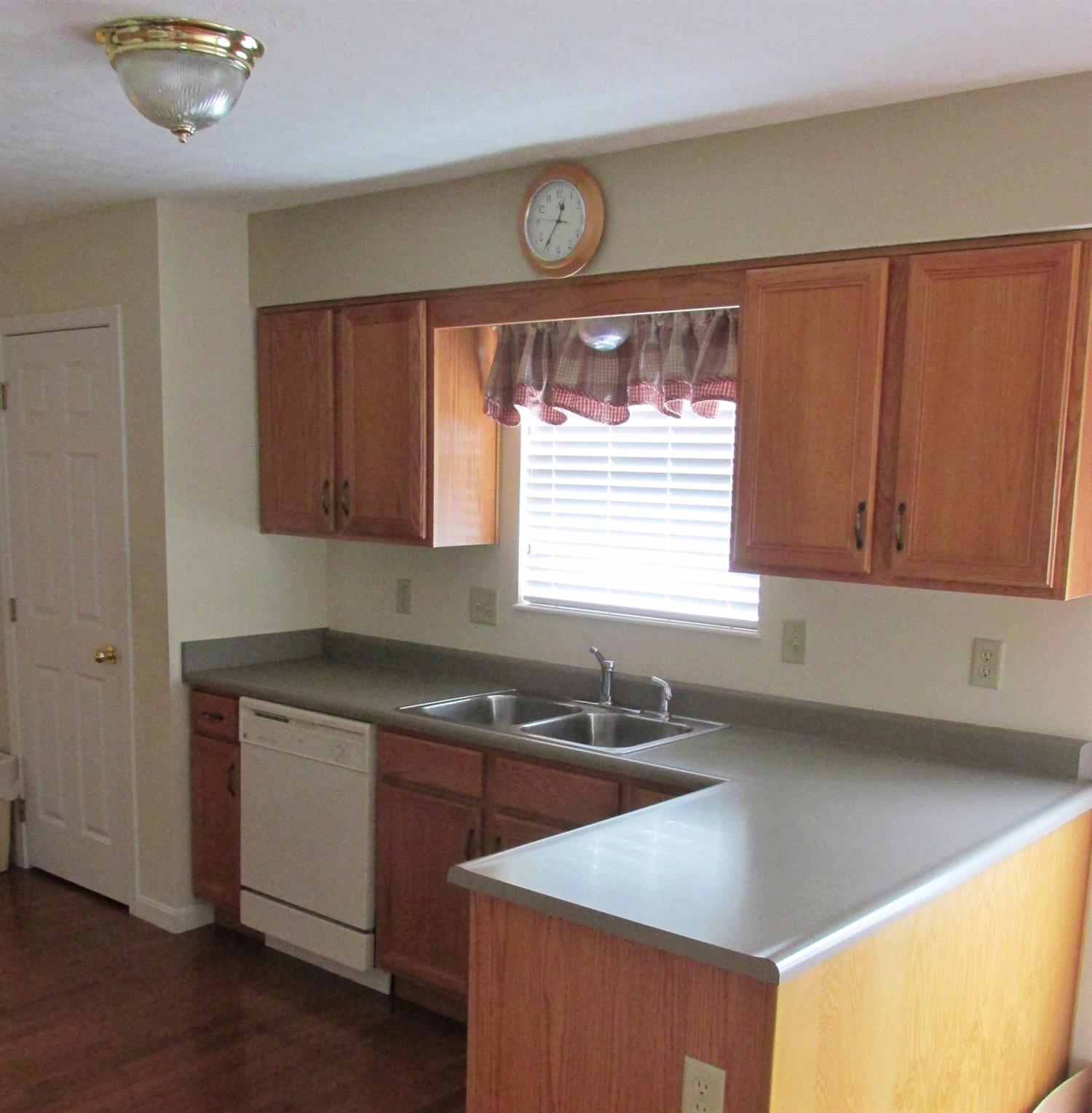 303 Rawling Dr, Harrison, OH 45030 photo 8