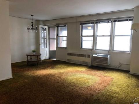 7352 Reading Rd, Cincinnati, OH 45237 photo 6
