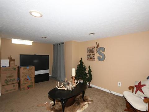 816 Corwin Ave, Hamilton, OH 45015 photo 4