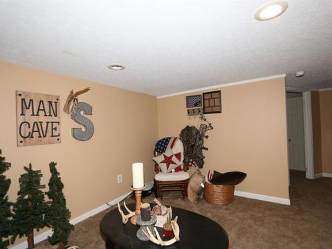 816 Corwin Ave, Hamilton, OH 45015 photo 5