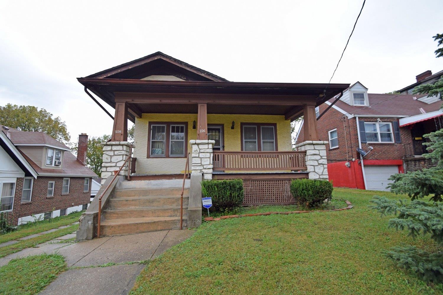 226 Ehrman Ave, Cincinnati, OH 45220 photo 1