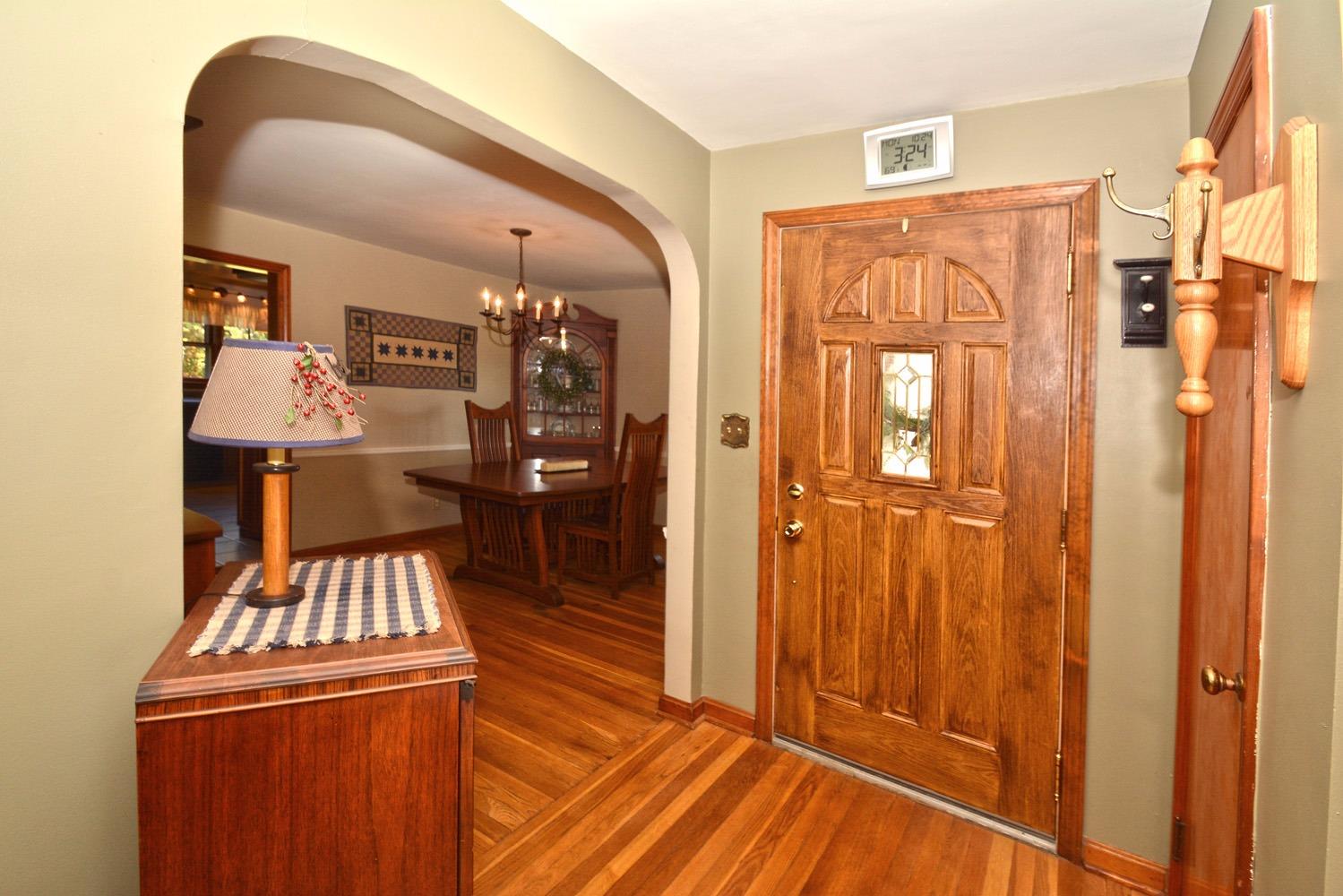 934 White Oak Rd, Cincinnati, OH 45245 photo 4