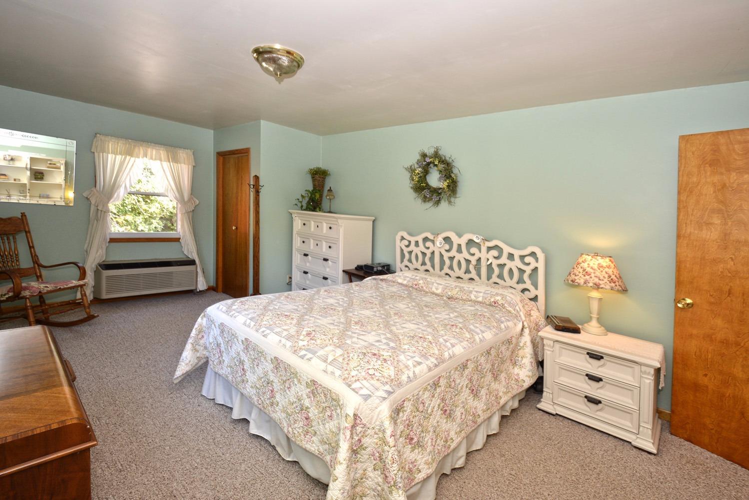 934 White Oak Rd, Cincinnati, OH 45245 photo 14