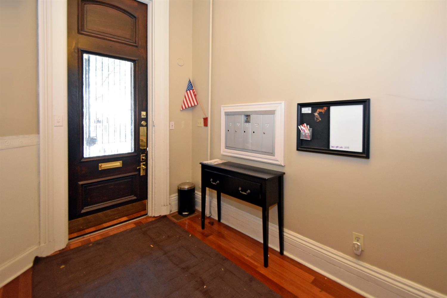 815 Elm St #5, Cincinnati, OH 45202 photo 3