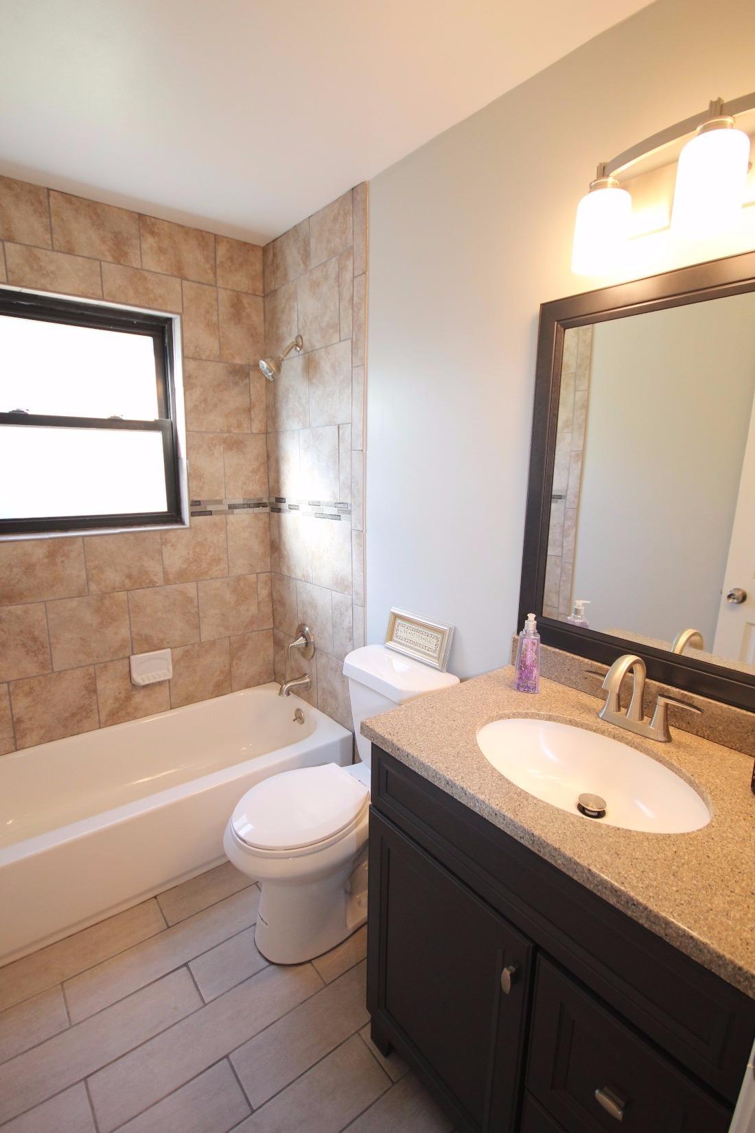 1165 Madeleine Cir, Cincinnati, OH 45231 photo 7