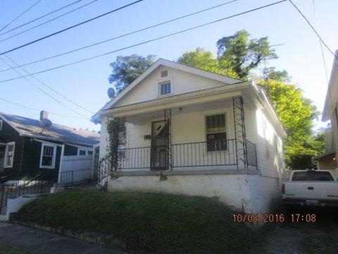 210 Third St, Franklin, OH 45005 photo 1