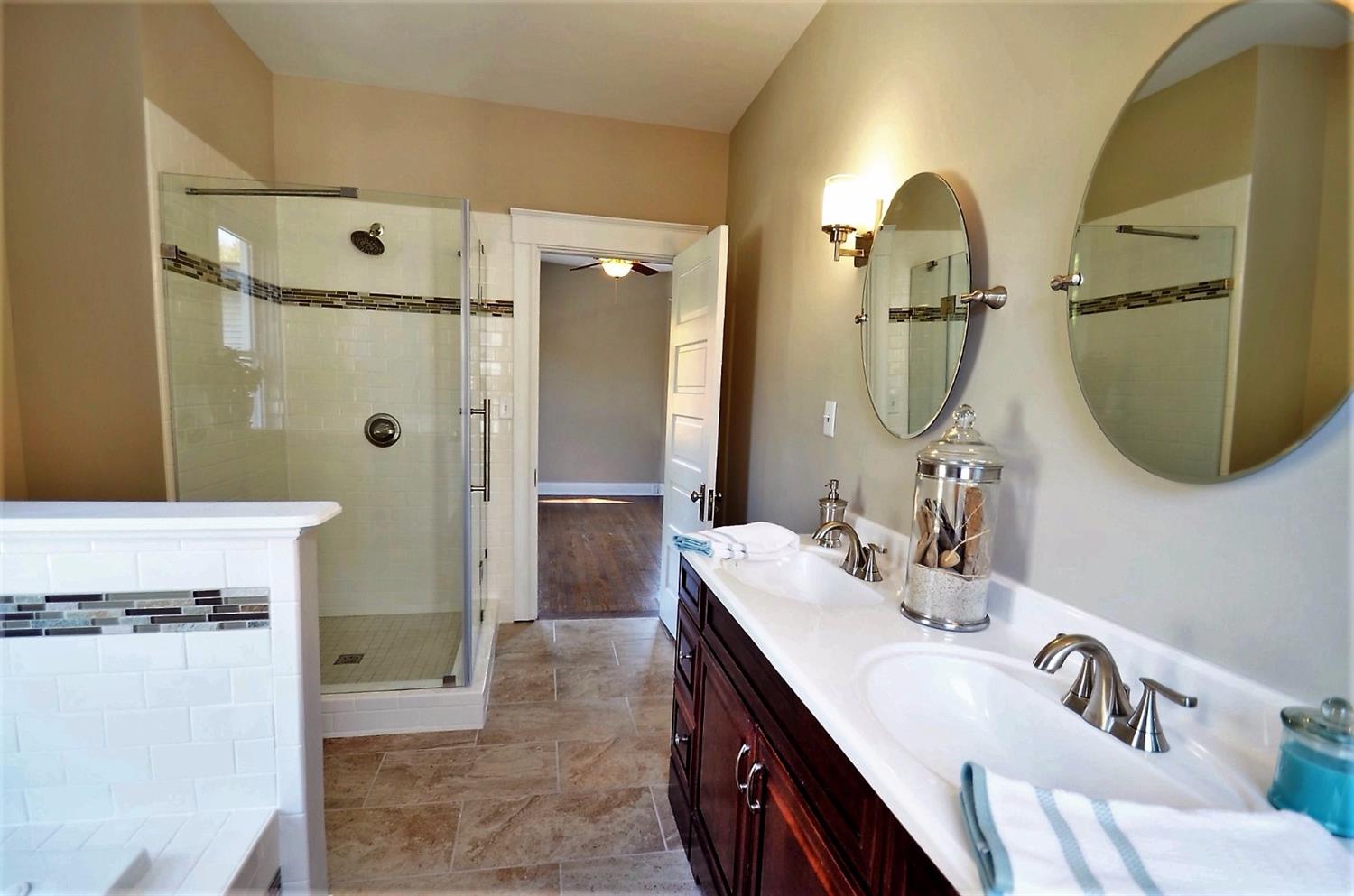 2806 Hyde Park Ave, Cincinnati, OH 45209 photo 16