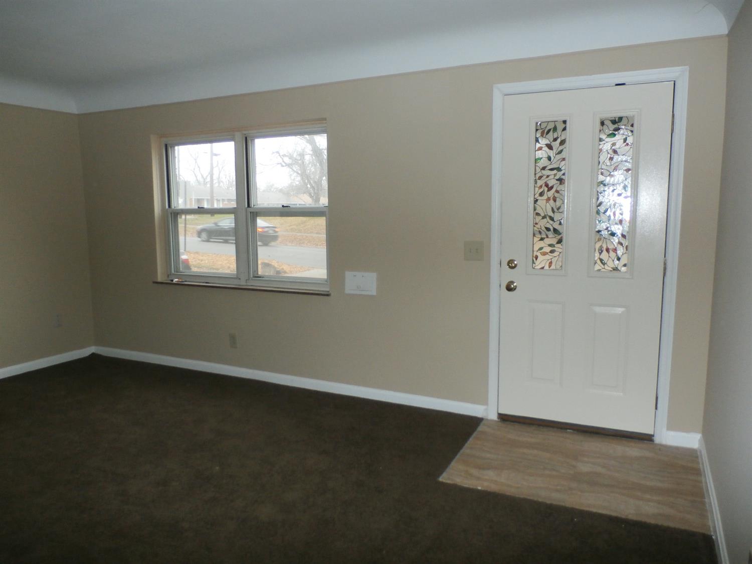 1193 Hempstead Dr, Cincinnati, OH 45231 photo 3