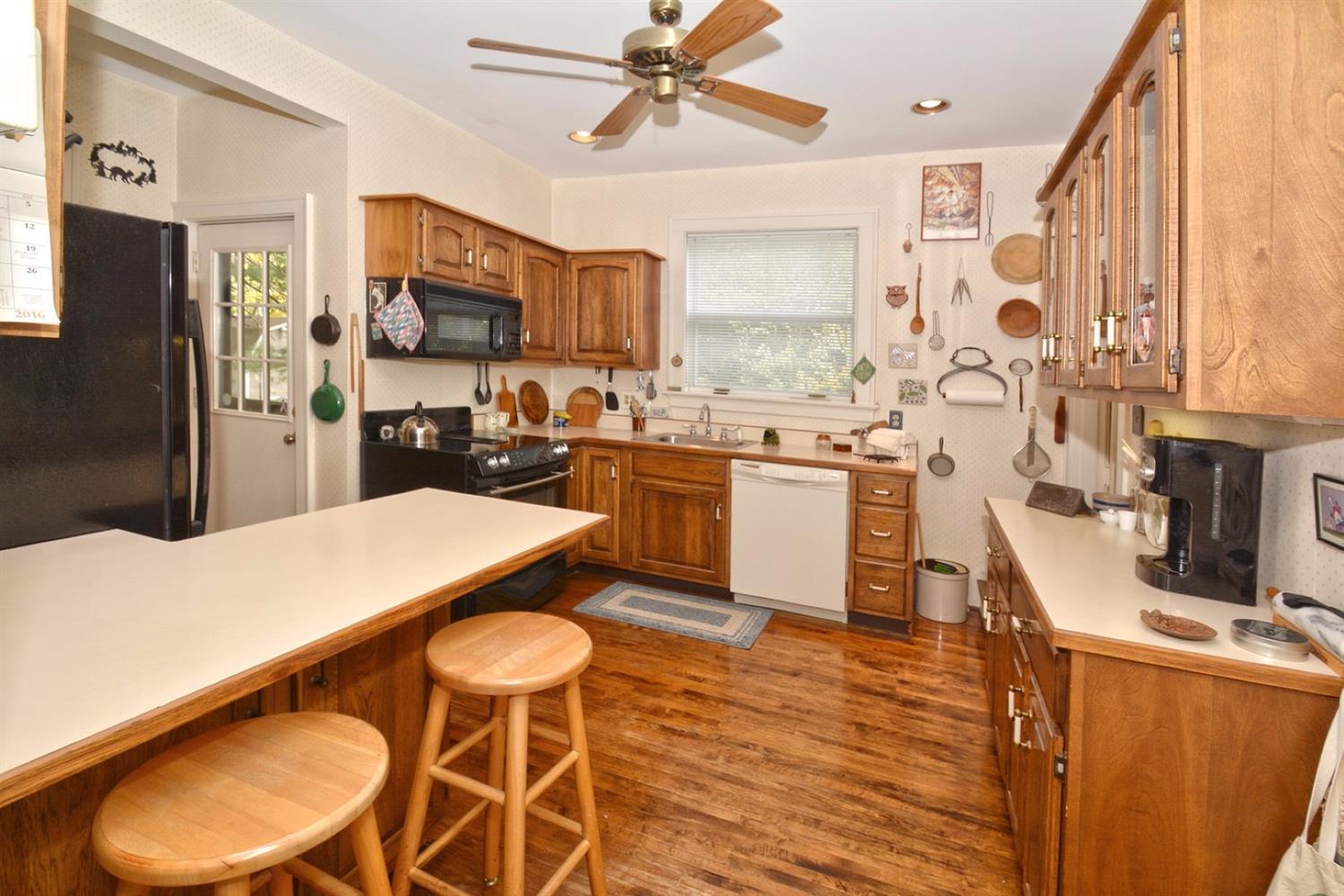 3312 Lambert Pl, Cincinnati, OH 45208 photo 8