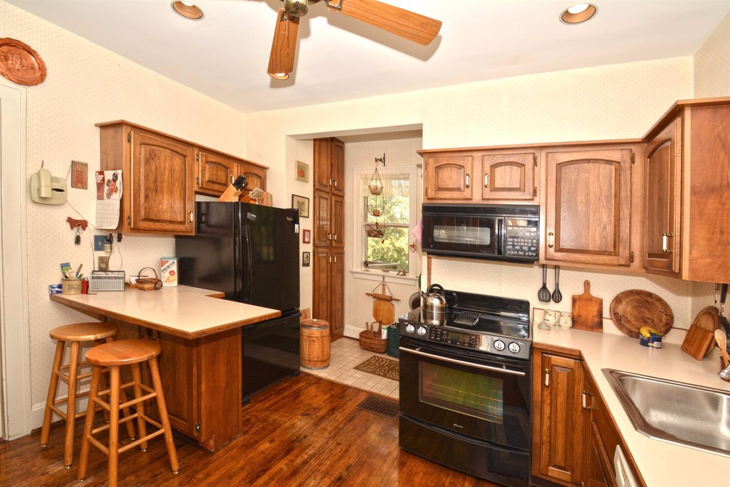3312 Lambert Pl, Cincinnati, OH 45208 photo 9