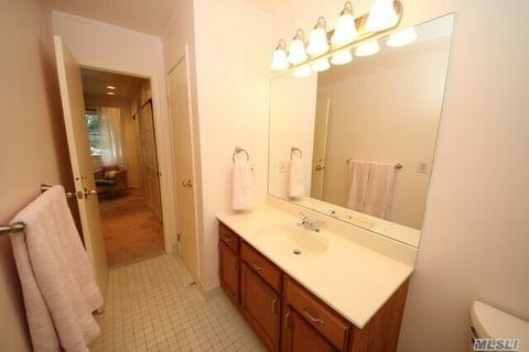 4488 Paddock Ln, Cincinnati, OH 45229 photo 14