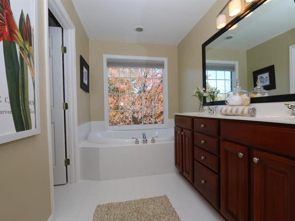 8240 Millview Dr, Cincinnati, OH 45249 photo 18